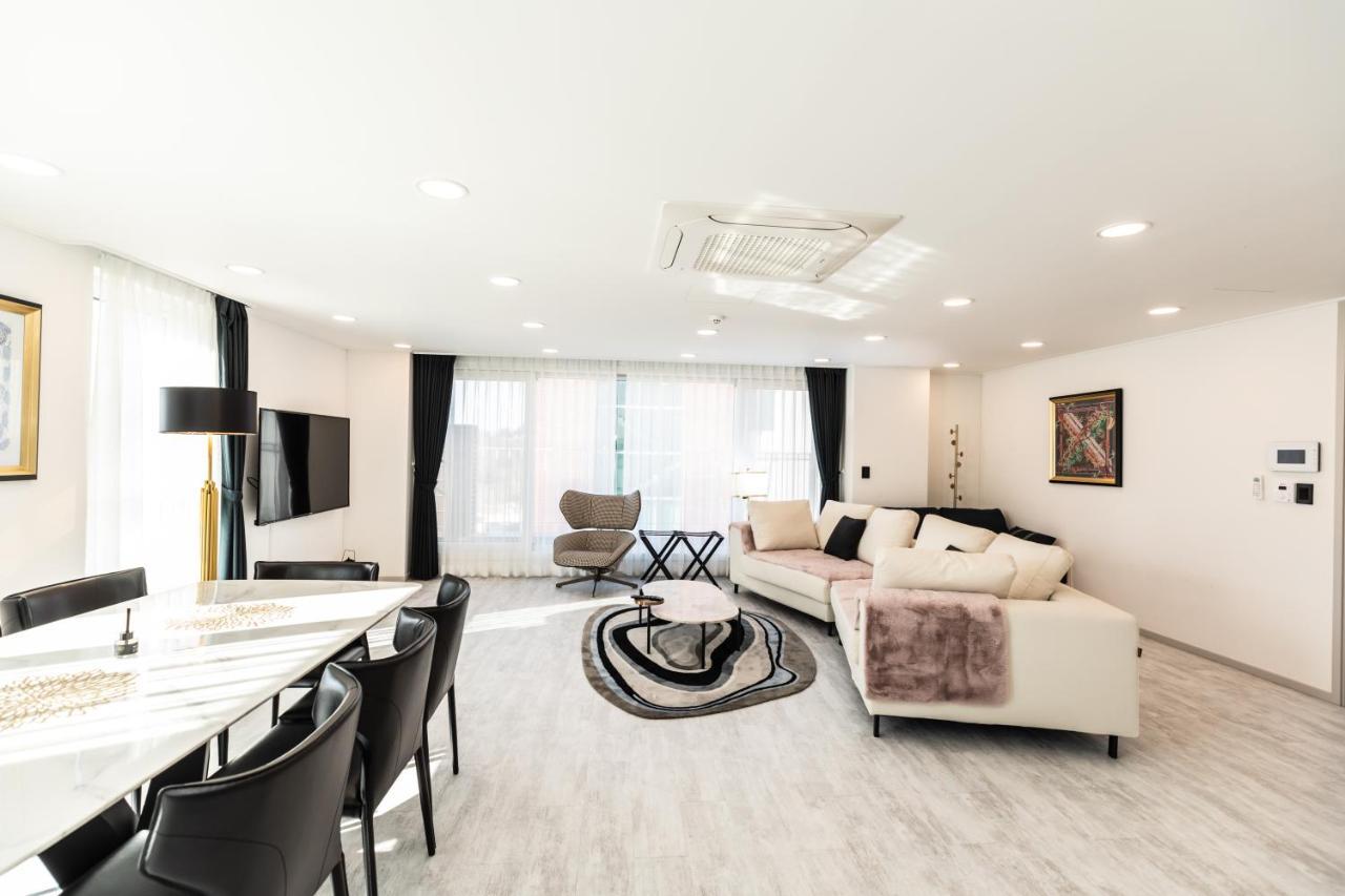 La Vie Est Belle Hotel Incshon Kültér fotó